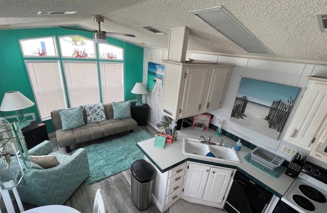 4 miles away from Disney & theme parks, Entire place 1 bedroom,1 bath, kitchen