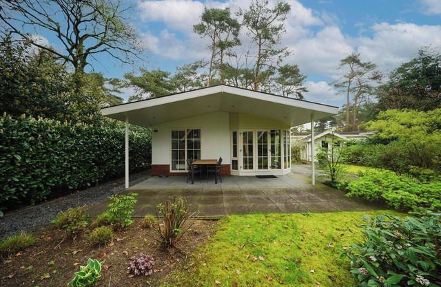 4 pers. chalet with 2 bedrooms and a terrace