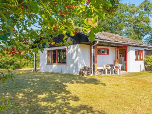 4 person holiday home in Grenaa-By Traum