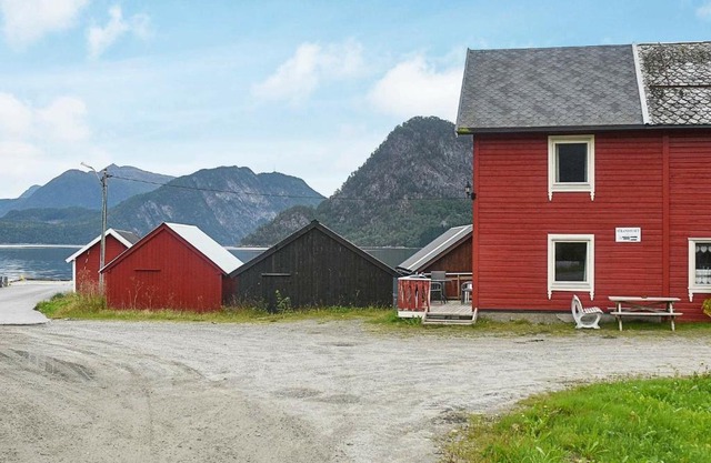 4 person holiday home in Måndalen