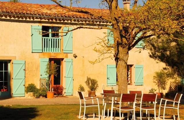 4 * classé, nr. Carcassonne, vue imprenable, piscine 14x7m, 3 lits pour 6 personnes