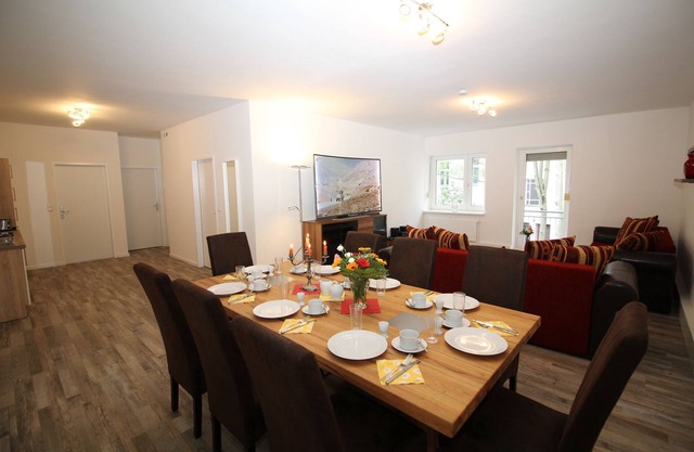 4 chambres, jusqu'à 13 personnes, aménagement luxueux, "Freesia"