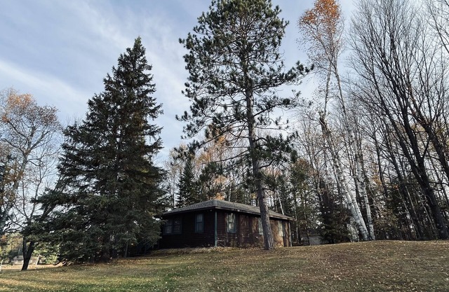 4 Season Lake - Friend & Family Gatherings: Snowmobiling, Fishing, ATV & More!!