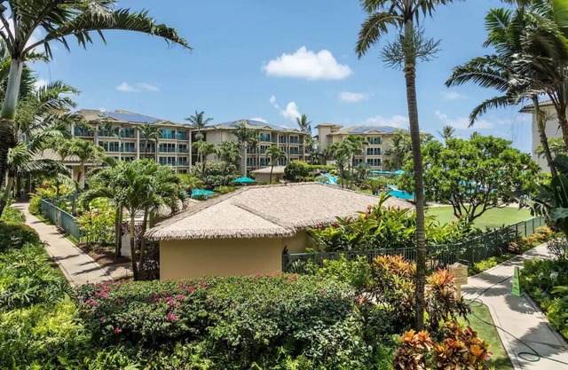 Your Home Away From Home! 4 Spacious Units, Minutes to Kuilau Ridge Trailhead