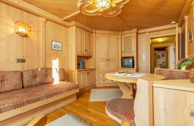 (4) Zwei-Raum-Ferienwohnung "Hubertus-Klause" 35qm