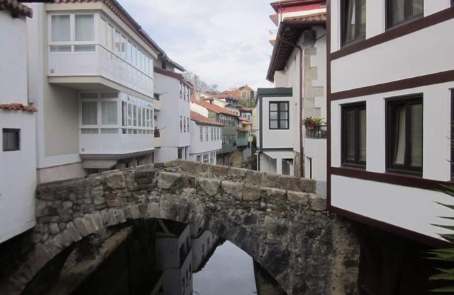 Réserve Naturelle URDAIBAI-EA (mer et montagne) à 40 km de Bilbao