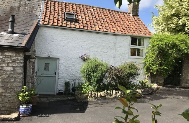 Cottage vieux de 400 ans près de Wells, Cheddar et Glastonbury. Chien et enfants bienvenus