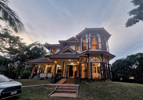 400m2 villa - 2,880m2 Land - QLED TV - Veranda