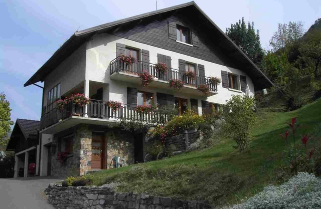 appartement 42 m2 .Ideal pour une cure à Brides ou skier dans les 3 vallées.