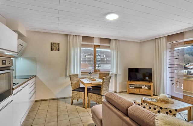 Grand appartement de 42m², confortablement meublé avec balcon privé
