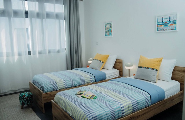 4Bed Accra Family Home + Pool +Garden