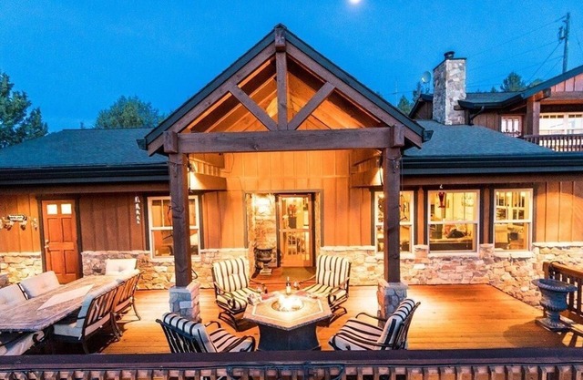 Peaceful Bend Country Lodge Retreat, Vues Mt pastoral, w / R. Deschutes Au dessous de
