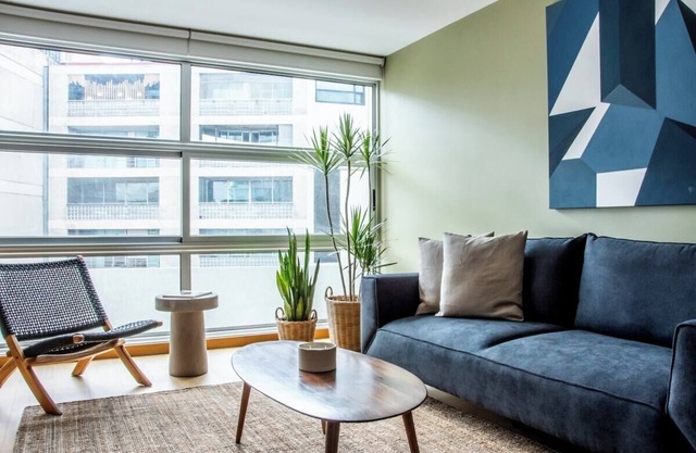 4BR in 2 beautiful apartments