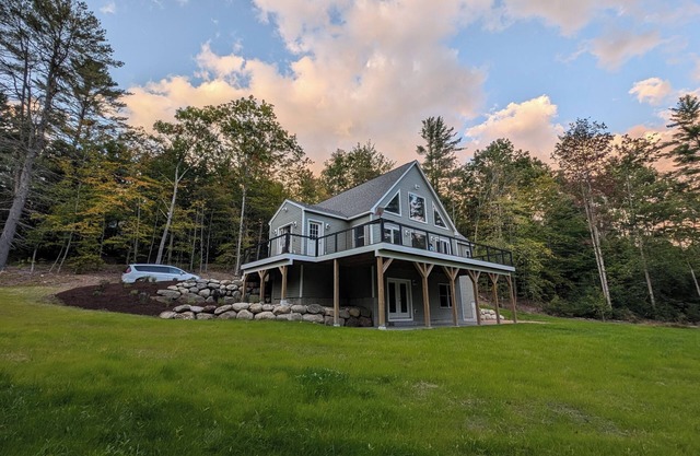 4BR Mountain Escape: Hiking trails at Doorstep, 10min to Waterville Valley Ski