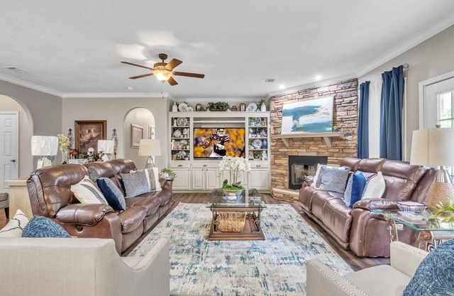 4BR Starkville Getaway | Sauna & Hot Tub