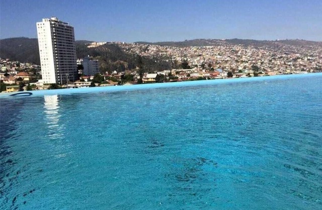 4Exclusive, fully furnished apartment with ocean view in a world heritage site