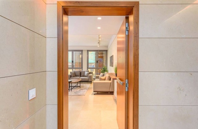 4th Lvl Solidere 1-BR · Violin 1-Bedroom Apartment At Kantari Beirut