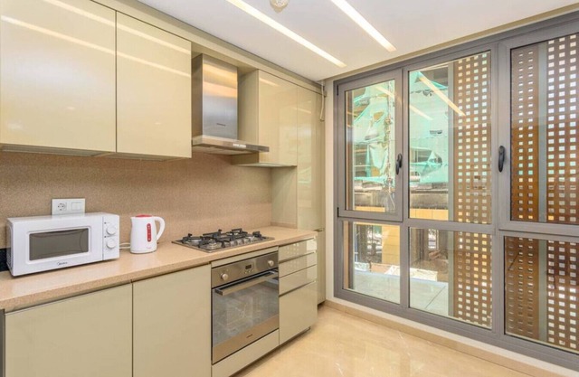 4th Lvl Solidere 2-BR · Aria 2-Bedroom Apartment At Kantari Beirut