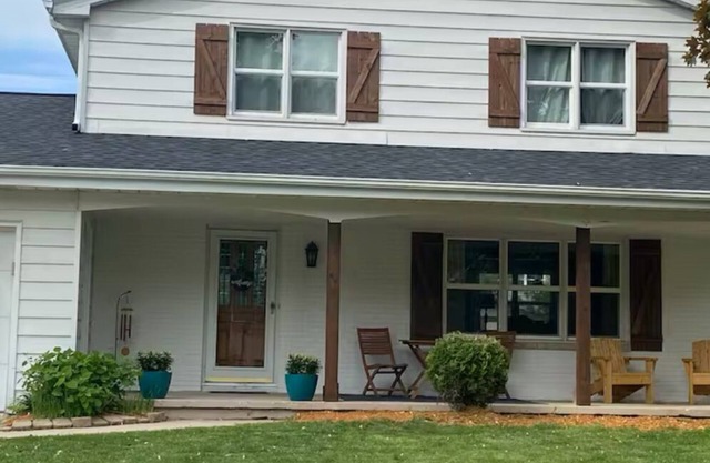 5 Bdrm Belle maison dans quartier sûr 7 minutes en voiture de Lambeau