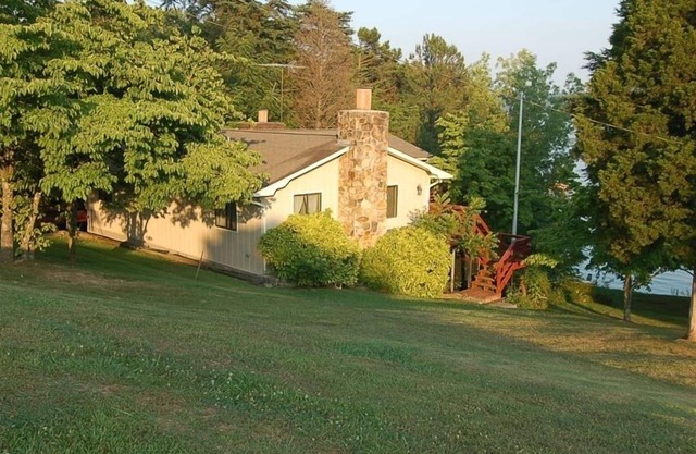 5 Bdrm, quai privé, pêche toute l'année sur le lac Cherokee. Rutledge TN