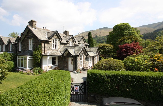 5 bed 5 en-suite Holiday Cottage central location Grasmere