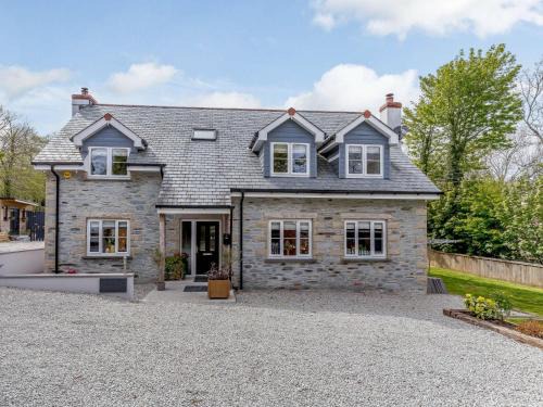 5 Bed in Falmouth 65745