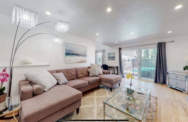 5 bedroom 4 bath with pool/spa.