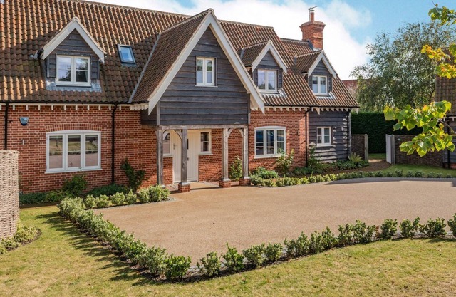 5 bedroom accommodation in Walberswick