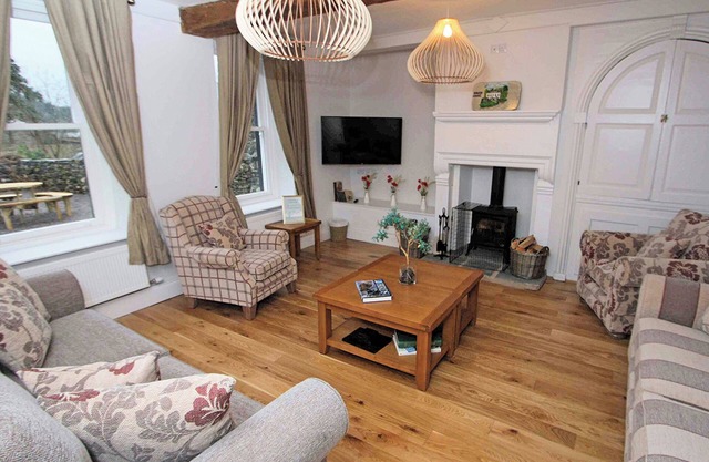 Your chance to be Lord of the Manor in this 300 year old Grade II listed country house.