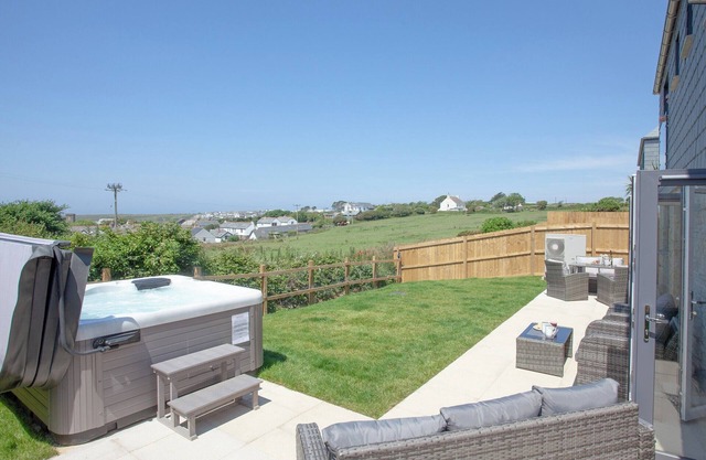 5 bedroom accommodation in Crantock, near Newquay