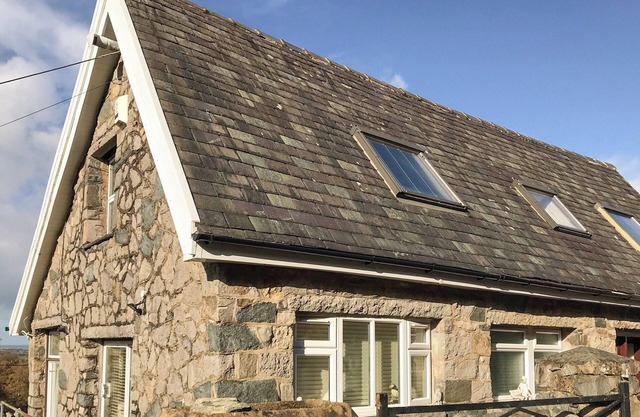 5 bedroom accommodation in Tregarth, near Bangor