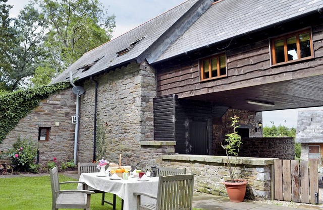 Hébergement de 5 chambres à Three Cocks, près de Hay-on-Wye