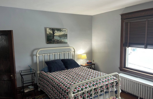 5-bedroom Home Sleeps 10 Close to Oakmont, Downtown, Oakland