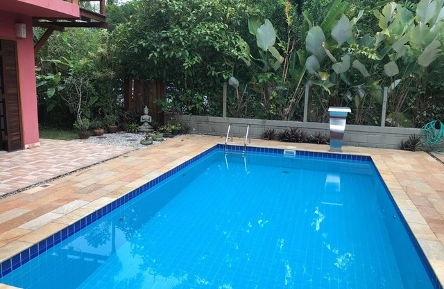 5 bedroom house, swimming pool, air conditioning, 150 m from the beach