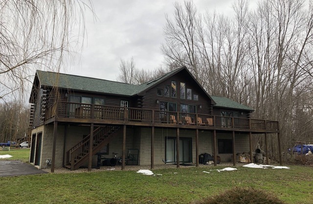 Maison en bois rond de 5 chambres sur le lac Chautauqua