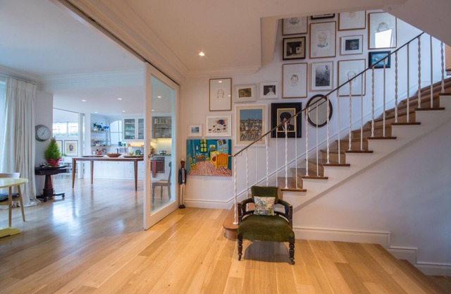 Maison moderne de 5 chambres avec vue spectaculaire sur la montagne de la table, piscine à Claremont