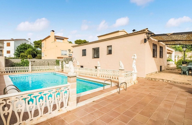 Superbe maison de 5 chambres à Roda de.