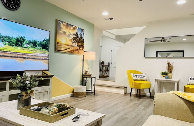 5-bedroom vacation home just few minutes to Destin Beach