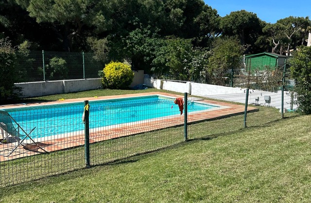 Villa luxueuse 5 chambres, piscine privé, à 850m de la plage, en bordure de golf