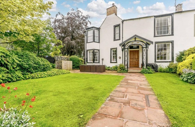 Coach House, 5 chambres, 200 ans, avec jardin privé à l'avant