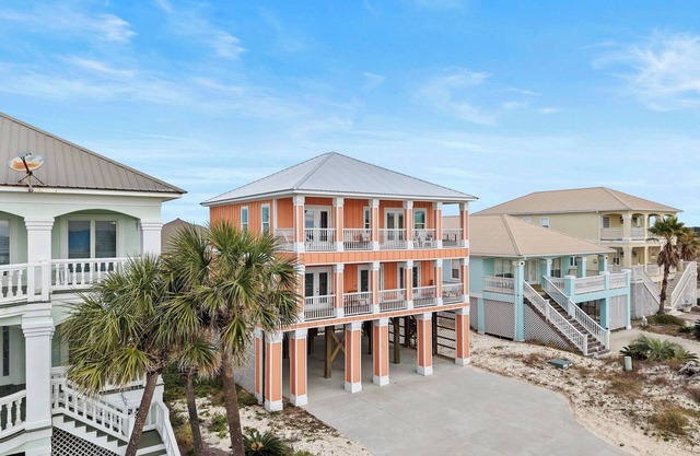 5 BR Beach House | Pool Tennis Court | Pet Friendly!