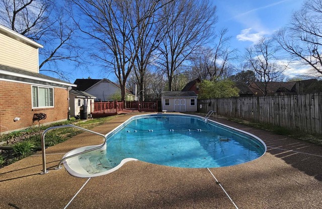 Collierville Gateway Retreat Pool with Playground