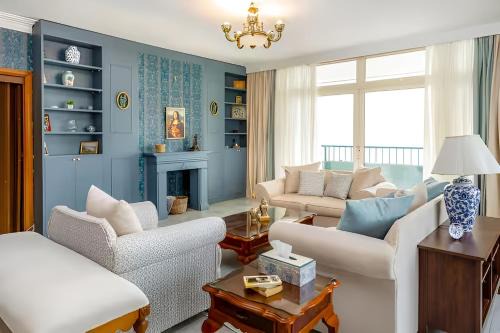 5 BR Ottoman khan with nile & pyramid view