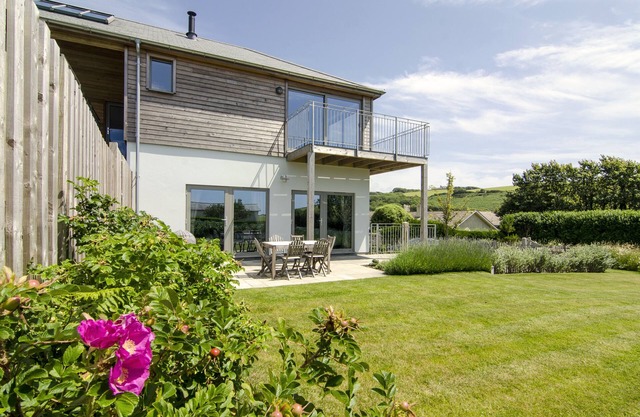 Maison de vacances 5 * confortable et acceptant les animaux domestiques à quelques pas de la plage.