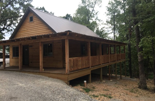 Fall Creek Cabins familial et convivial à 1 mile du lac Norfork et Mountain Home Ar.