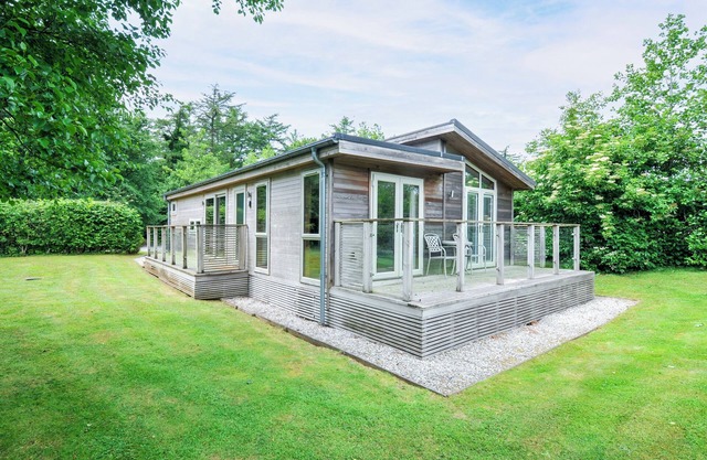 5 FARAWAY FIELDS, romantic, luxury holiday cottage in Dobwalls