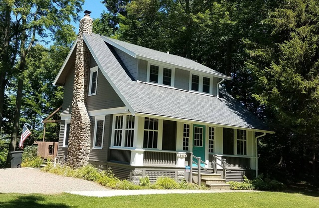 Cottage sur le lac Érié - Accueil historique du lac