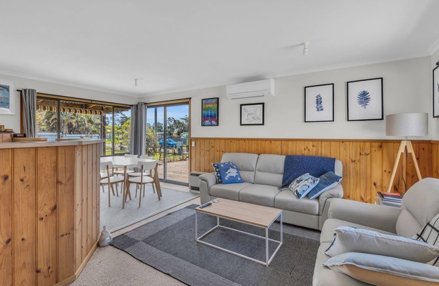 5 Lees Road, Mallacoota