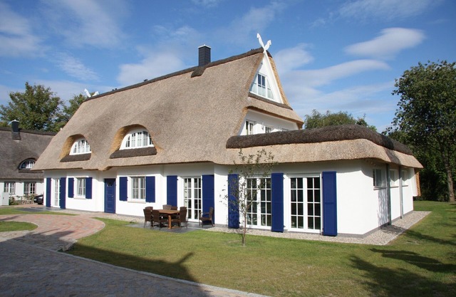 Villa de luxe avec piscine intérieure 5 *****, 28 °, terrasse de 60 m² sur le toit, 390 m² habitables