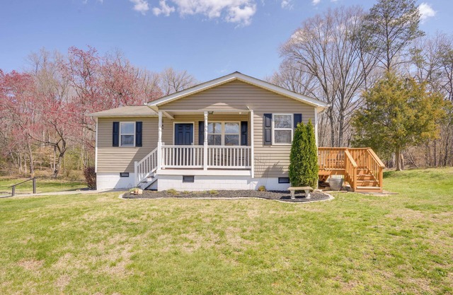 5 Mi to Dtwn Fredericksburg: Family Gem w/ Yard